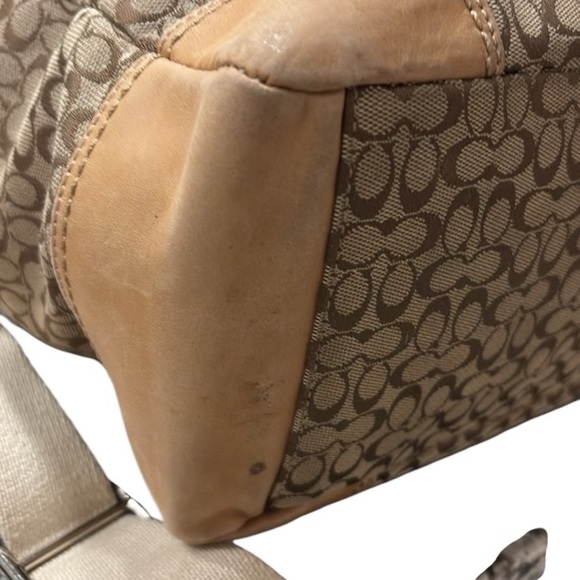 Coach Signature XL Travel Bag Laptop Bag Diaper Bag with crossbody strap - Picture 11 of 17